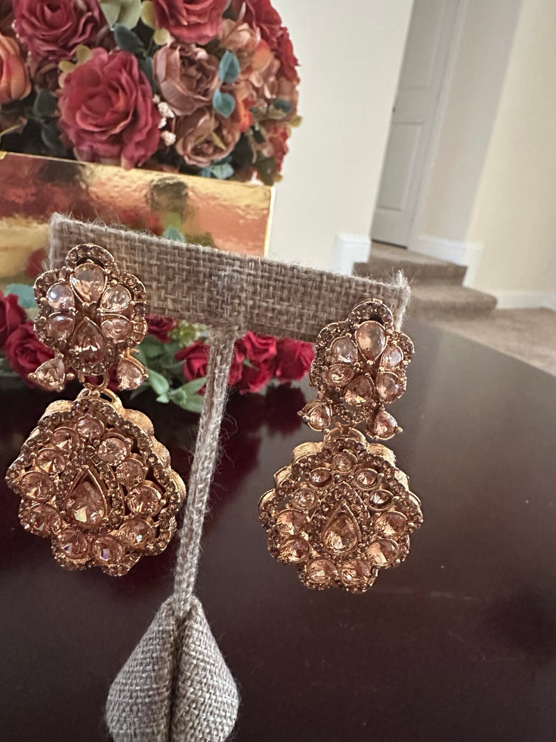Champagne rose gold statement necklace set with matching earrings and tikka